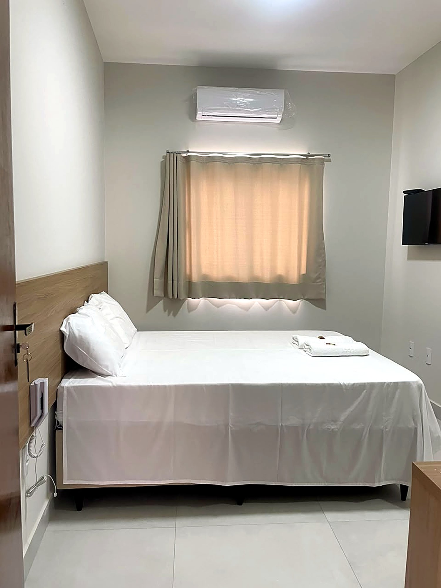 Quarto de Hotel com cama de casal